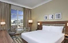 ОАЭ. Дубай.Hilton Garden Inn Dubai Muraqabat 4*+