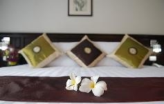. . First Residence Hotel 3*