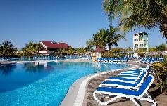 . -. Memories Caribe Beach Resort 4* 